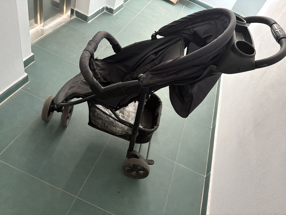 Vând cărucior sport