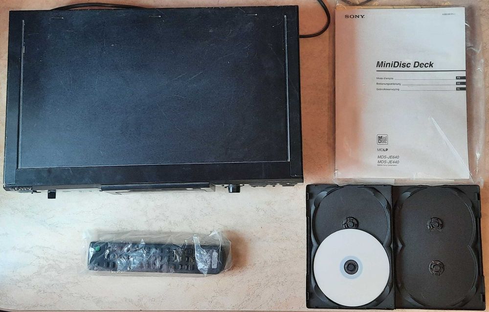 Минидисковый проигрыватель (дека) Sony Minidisc deck MDS-JE640