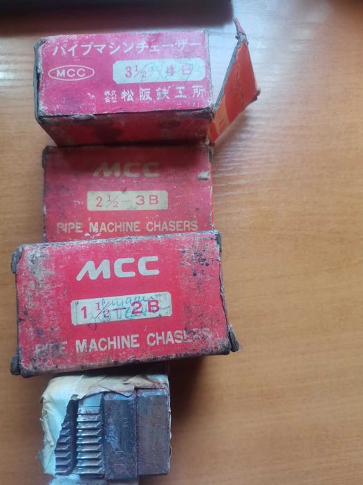 Ножове за Резбонарезен Струг MCC