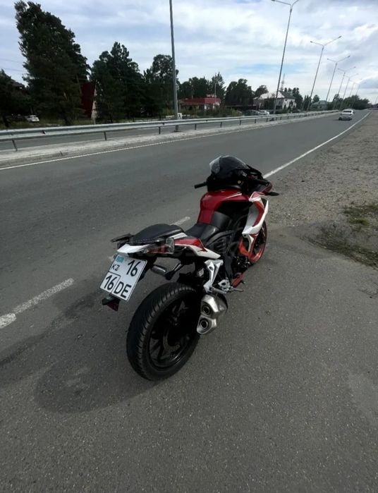 Мотоцикл RACER..