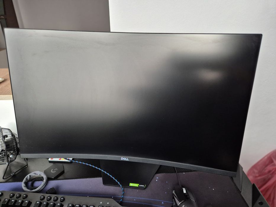 Monitor Gaming Dell S2721HGF, 27”, curbat, 144Hz, VA, G‑Sync / FreeSyn