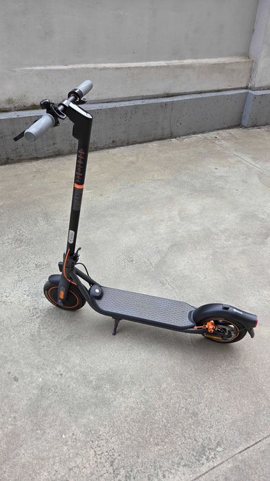 Segway Ninebot Kickscooter F2