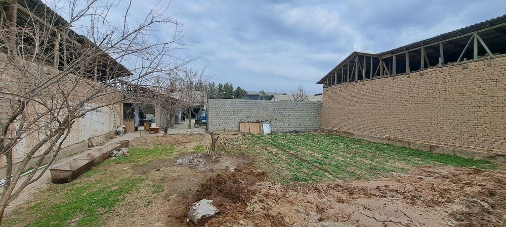 Srochna Yer Sotiladi Sergeli Xonabodda joylashkan Yoʻlni yuzda