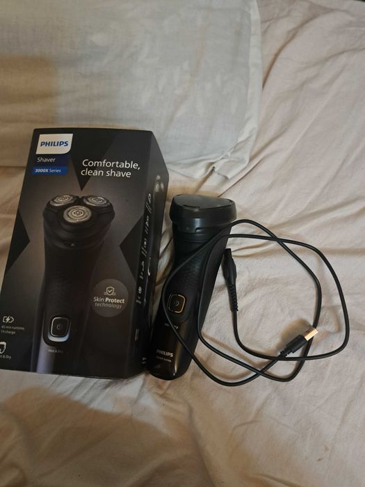 Самобръсначка PHILIPS SERIES 3000X