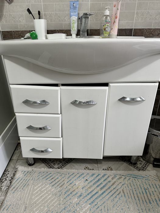 Продается раковина биде  и унитаз