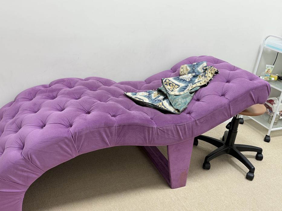 Массажный кушетка