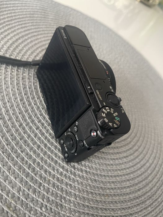 Sony Cyber-Shot RX100 Bistrita • OLX.ro