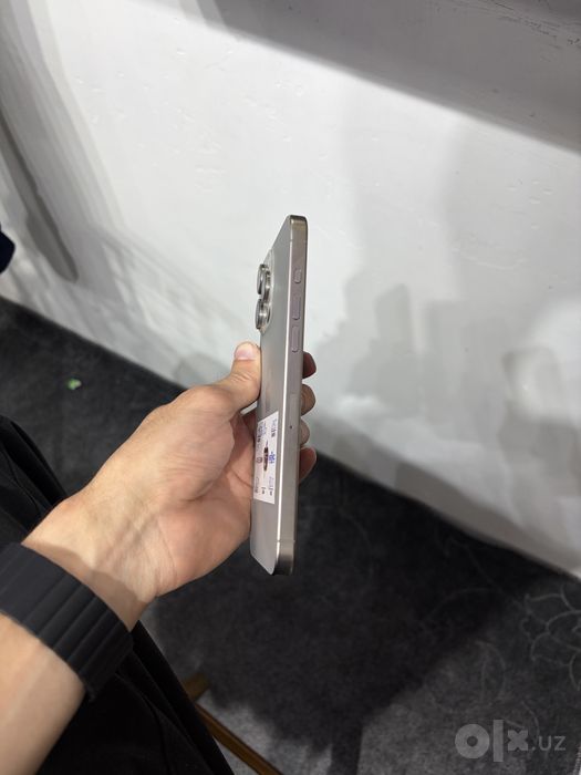 iPhone 15 Pro Max 256 GB 82%