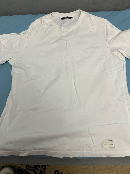 Продам футболки белые