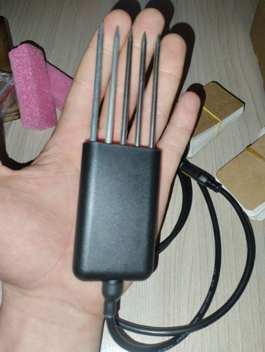 Детектор параметров почвы