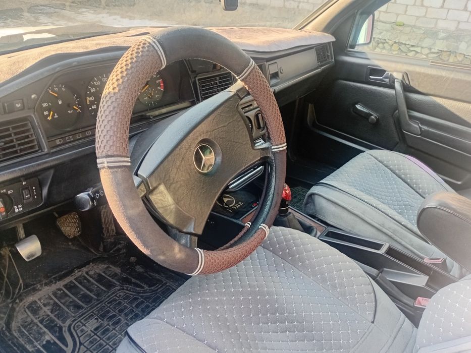 Продам мерседес Е 190