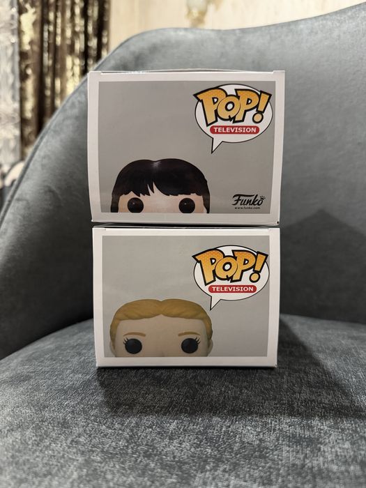 продам фигурки funko pop «stranger things» Max and Mike