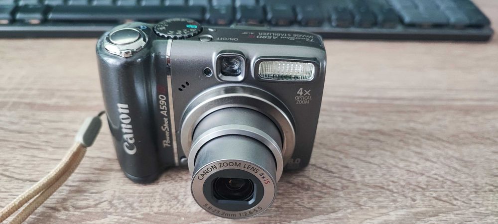 Canon A590is и Canon PowerShot S5is