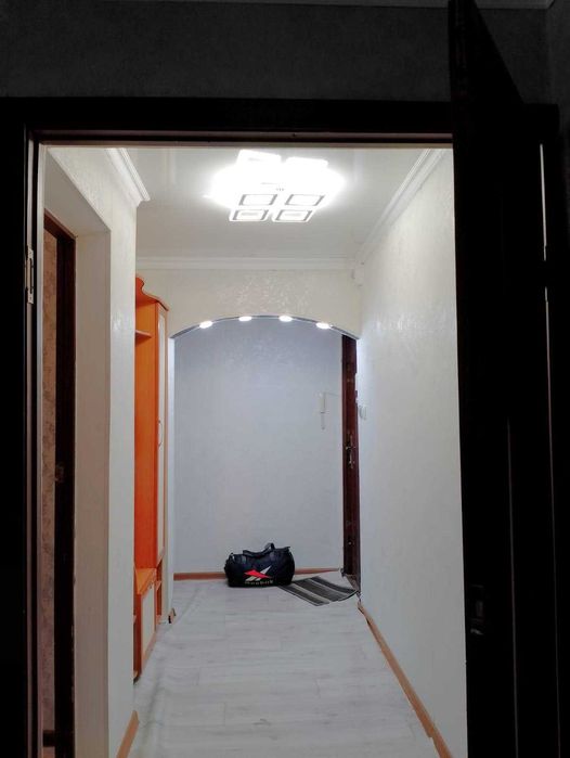 Продам квартиру 2 ком Айым