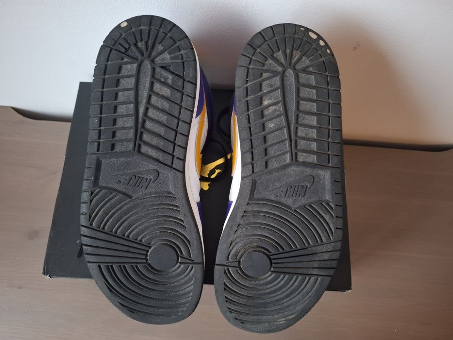 Nike Air Jordan 1 mid, Lakers
