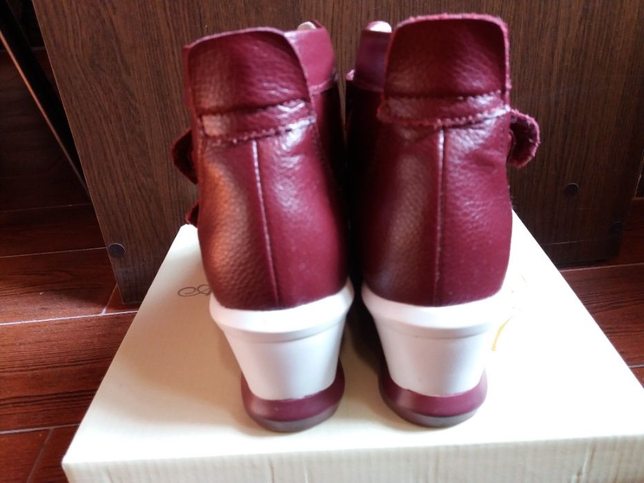 ghete piele naturala nr.38,impecabile