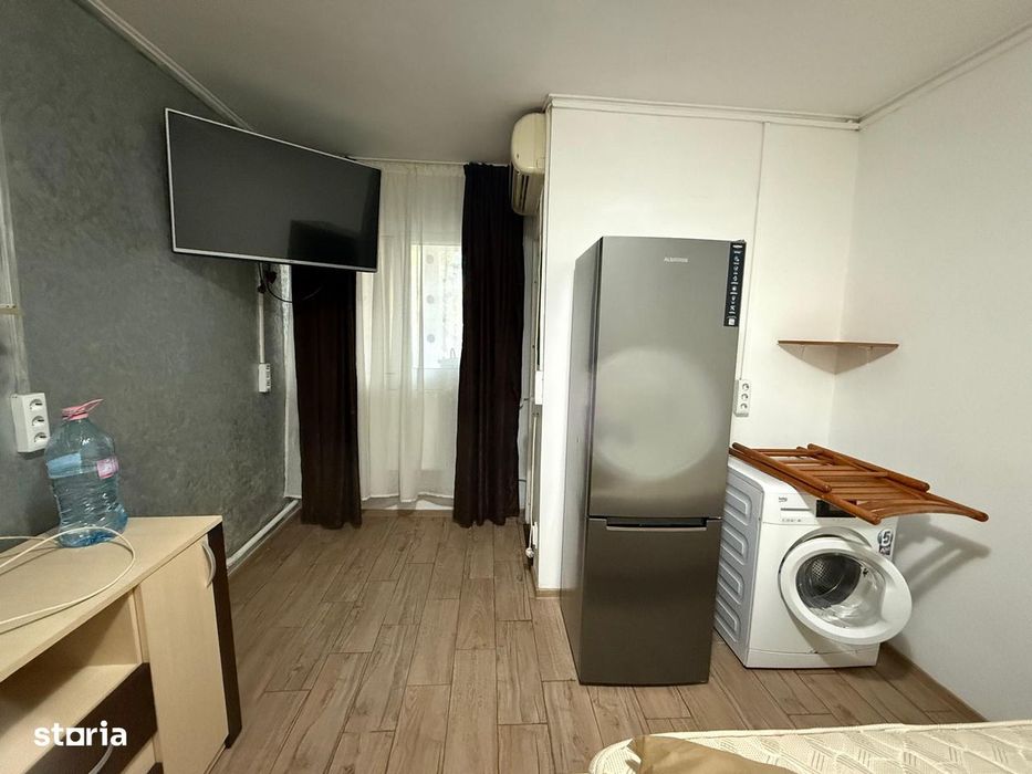 250E/luna, garsoniera renovata, mobilata, utilata, Gara Internationala