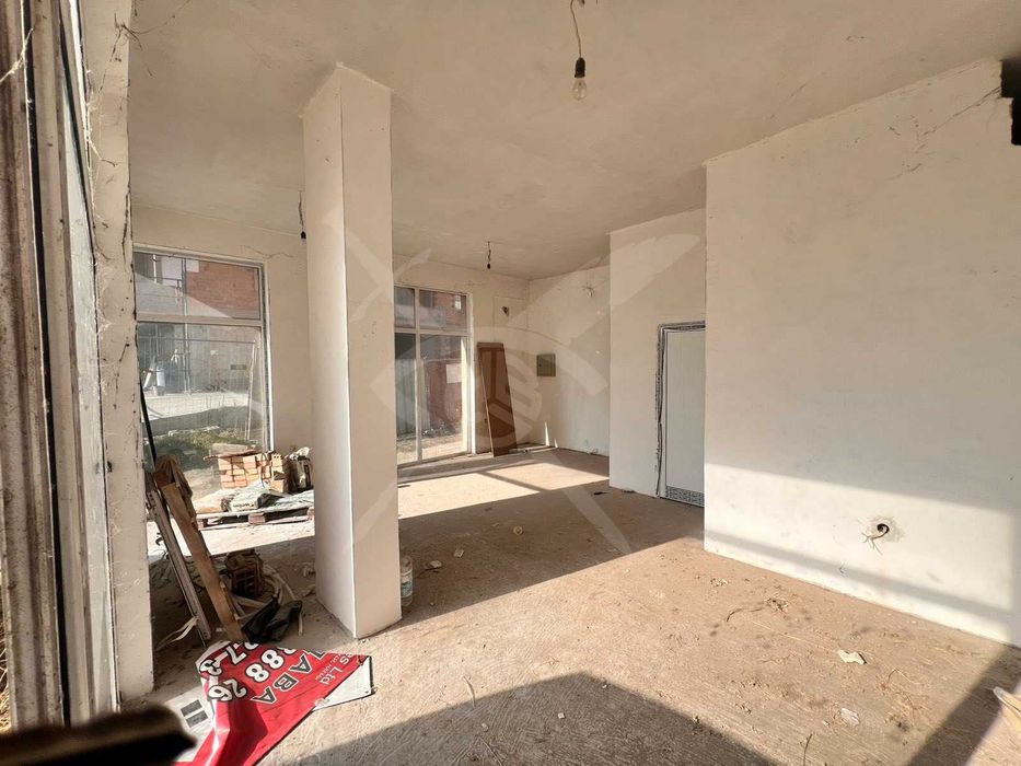 Продава се Магазин в Бургас, Меден рудник - зона А - 100 кв.м за 680 €/кв.м - Снимка #6