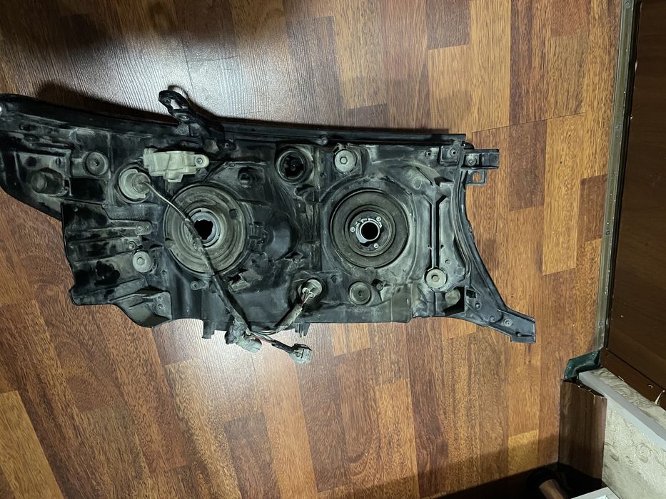 Тайота Ланд Круззер 200