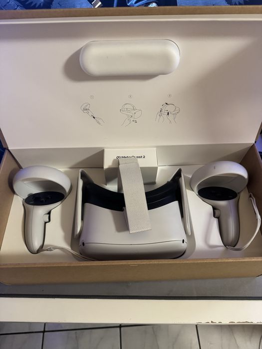 Meta Quest 2 + KIWI кабел КАТО НОВИ! СПЕШНО