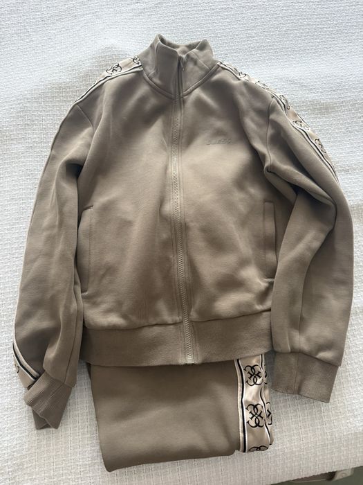 Дамски комплект Guess