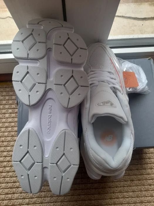 New Balance 9060 Нови Бели Маратонки [36-44 Номер]
