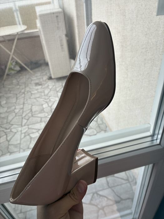 Дамски обувки с токче