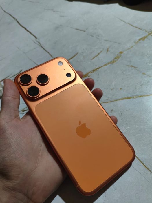 Продам iphone 17 pro max 256 gb