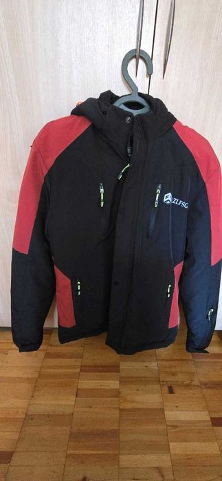 Куртка на подростка