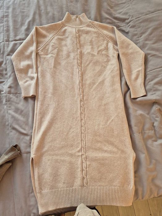 Отдам одежду разную