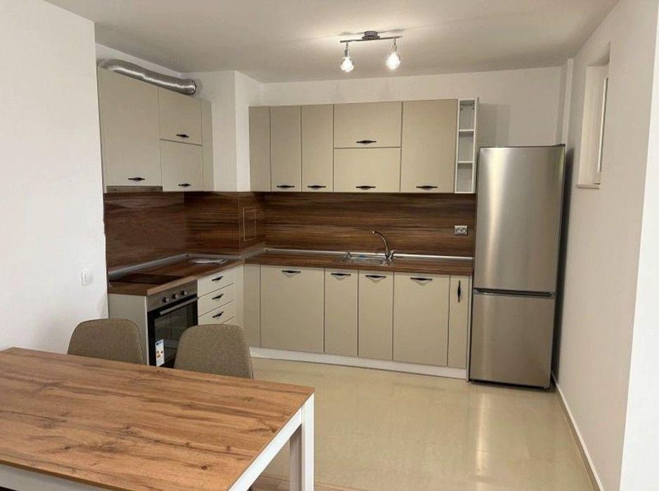 Дава се под наем Двустаен апартамент в София, Люлин 8 - 73 кв.м за 650 € - Снимка #2