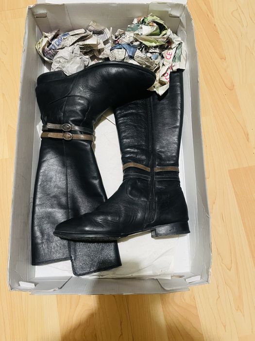 Дамски обувки ботуши