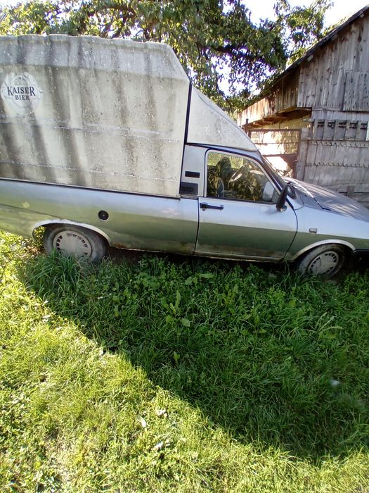 Vând Dacia papuc pentru piese
