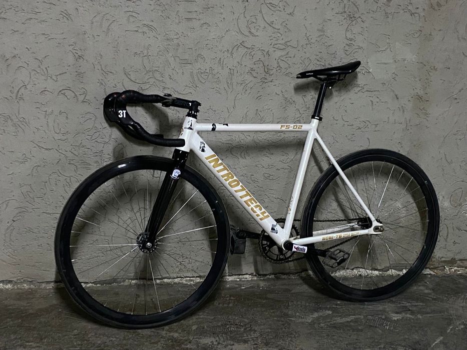 Продам фикс интро7течь