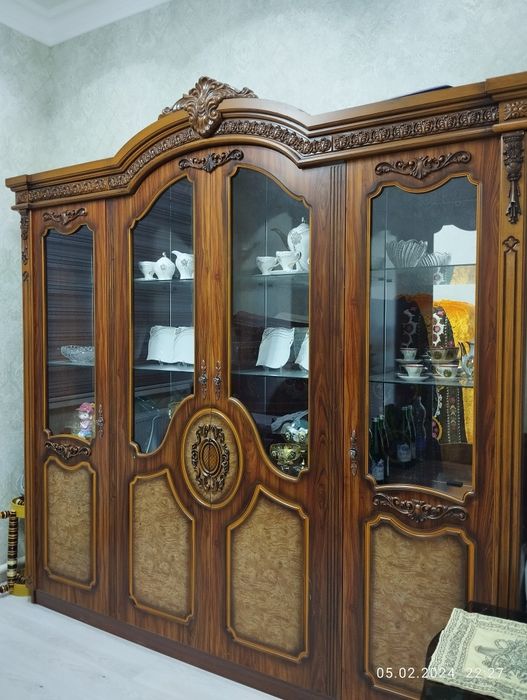 Стенка сотаман. Мебелный.