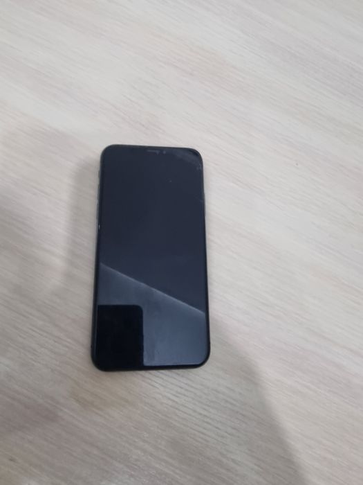 Продам iPhone X —