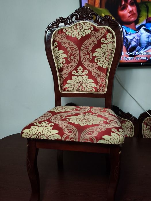 Продам стол 5 м сол стульями 18 штук