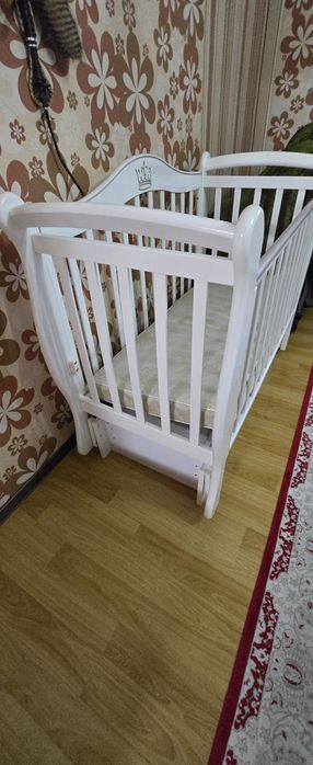 Детский кровать качающийся