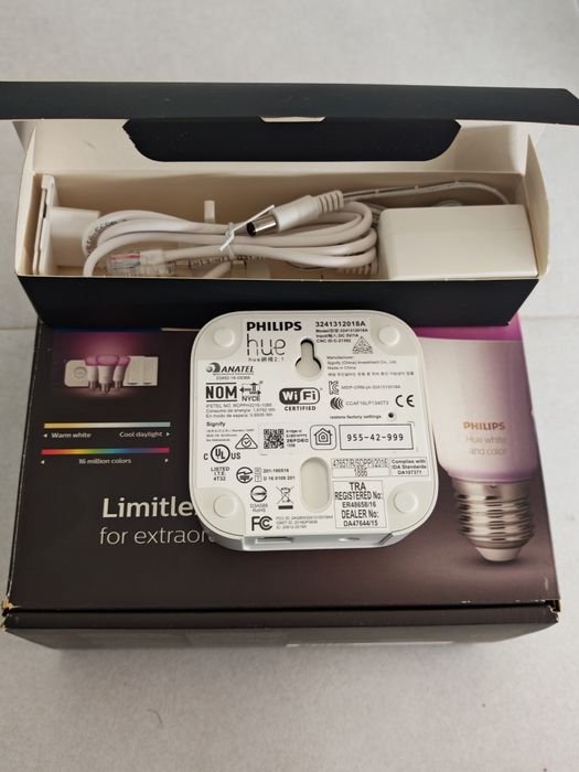 Consola PHILIPS Hue Bridge