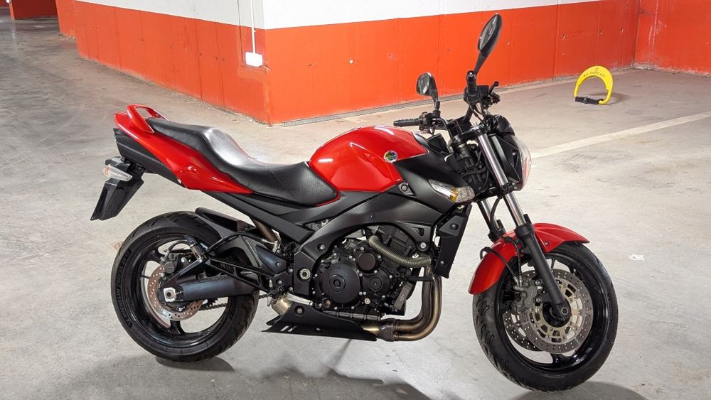 Suzuki GSR 600 - cat. A