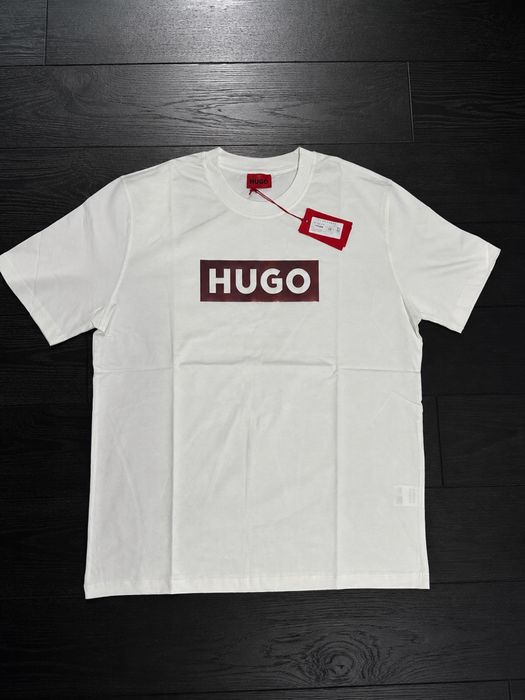 Tricou HUGO.