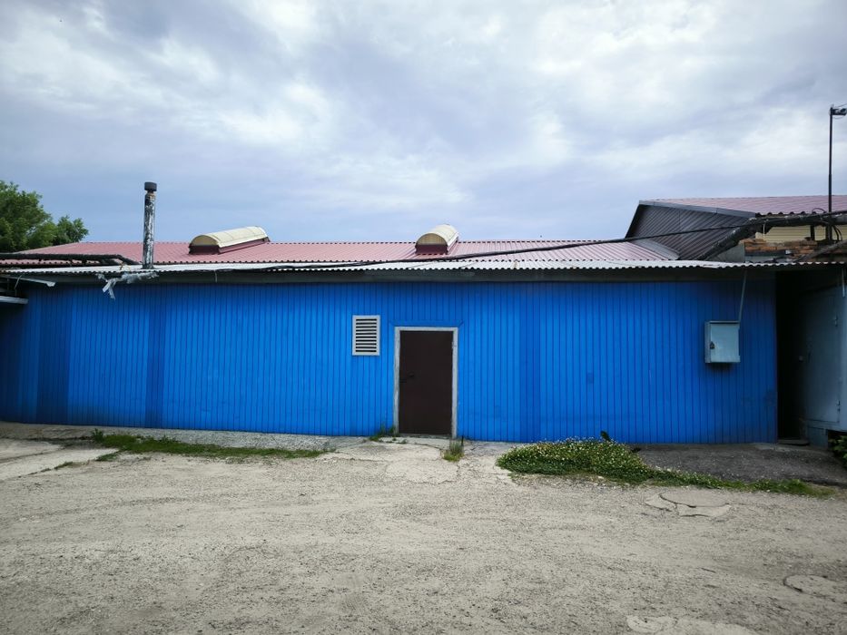 Продам гараж с хоз.блоком