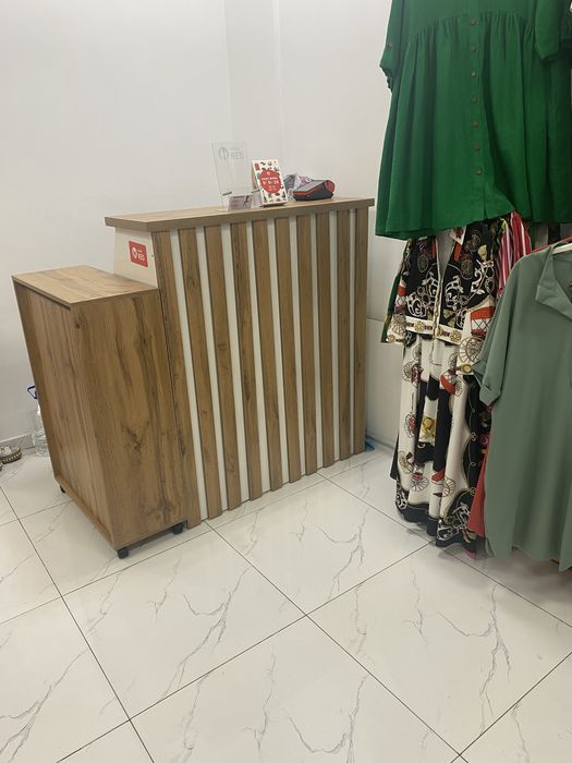 Продам ресепшн  для офиса