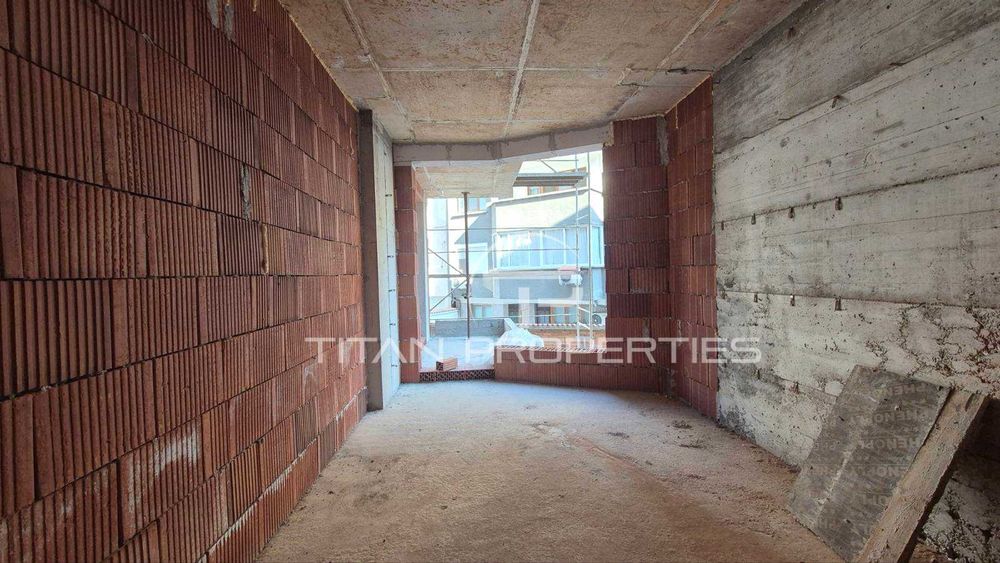 Продава се Тристаен апартамент в Пловдив, Кючук Париж - 108 кв.м за 1593 €/кв.м - Снимка #1