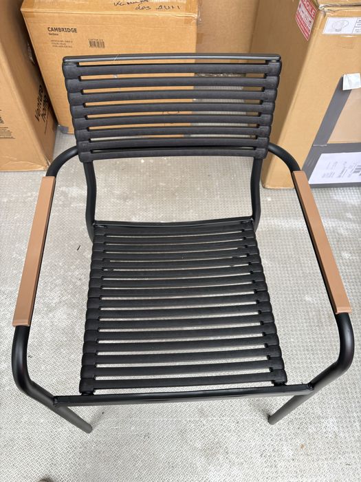 Железен стол за градина