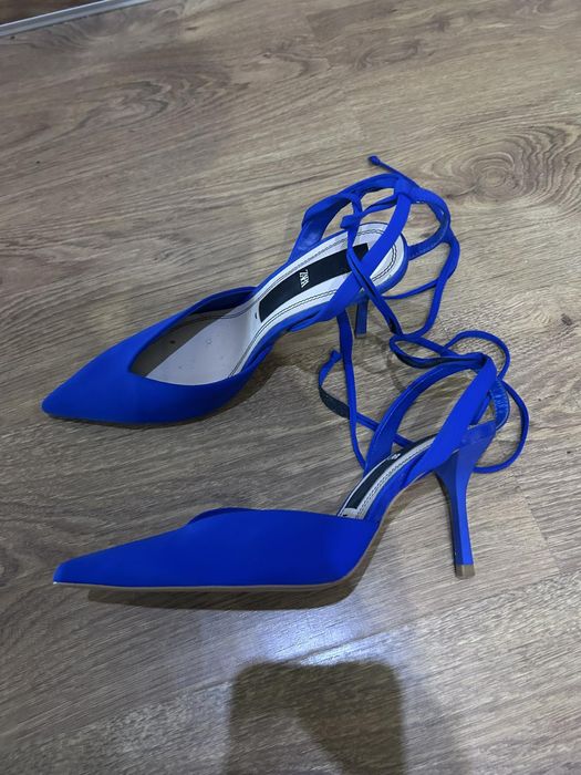 Сини обувки Zara