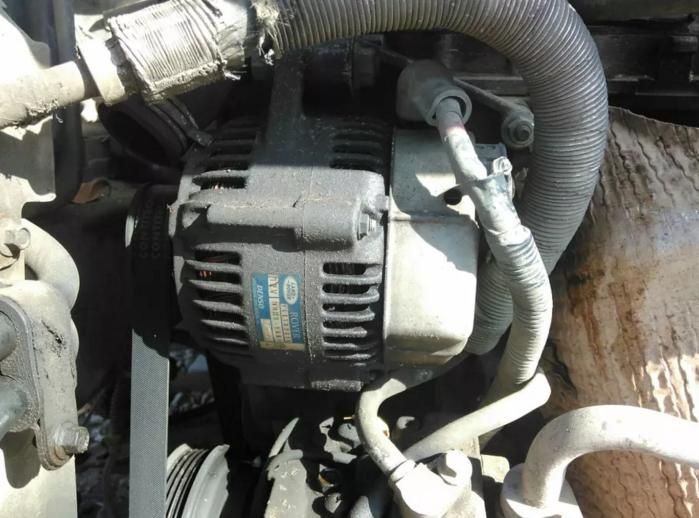 Alternator 1.8benzina Land Rover Freelander1 cu/fara delcou dezmembrez