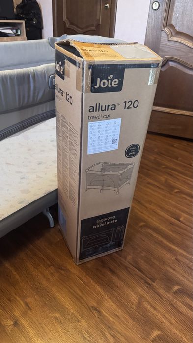 Детский складной манеж Joie