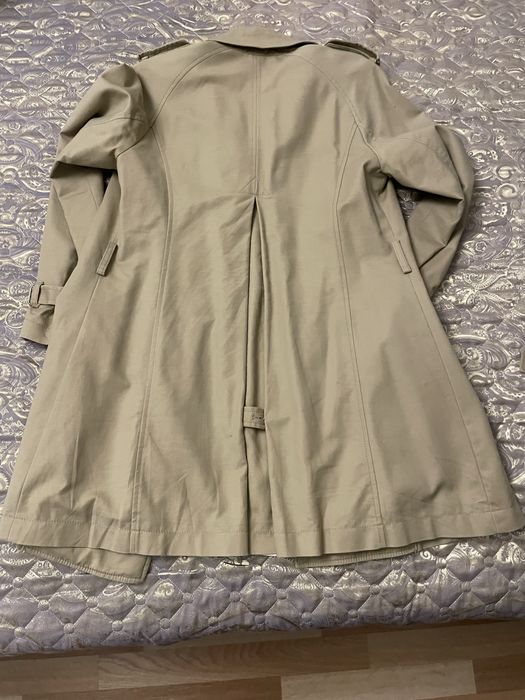 Продам плащ на девочку