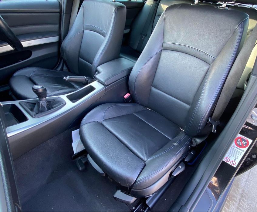 Dezmembrez BMW 318d M Pack Edition E91 LCI an 2011,Recaro incalzit,Fla